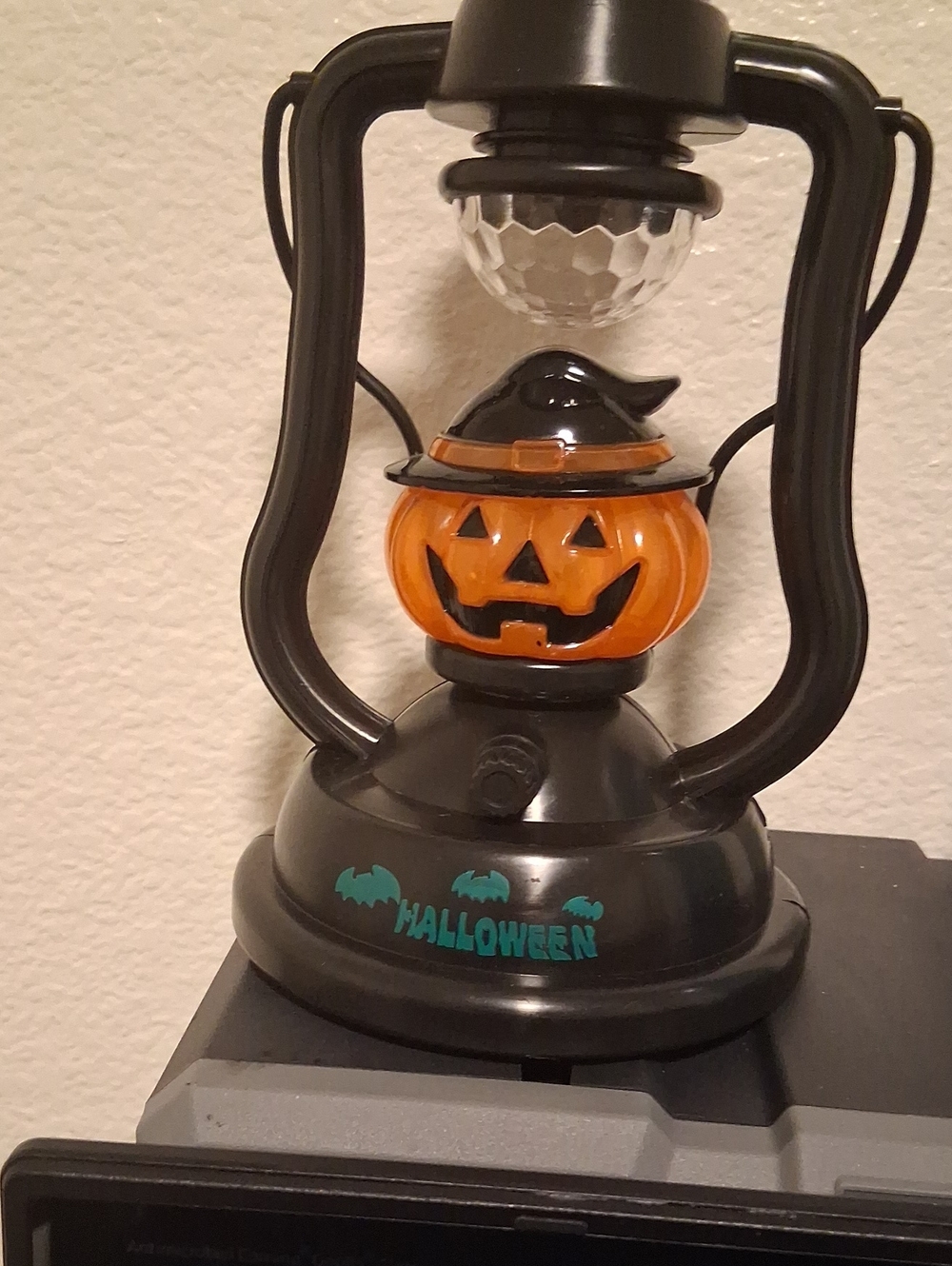 Halloween Pumpkin Lantern Night Light - Black and Orange